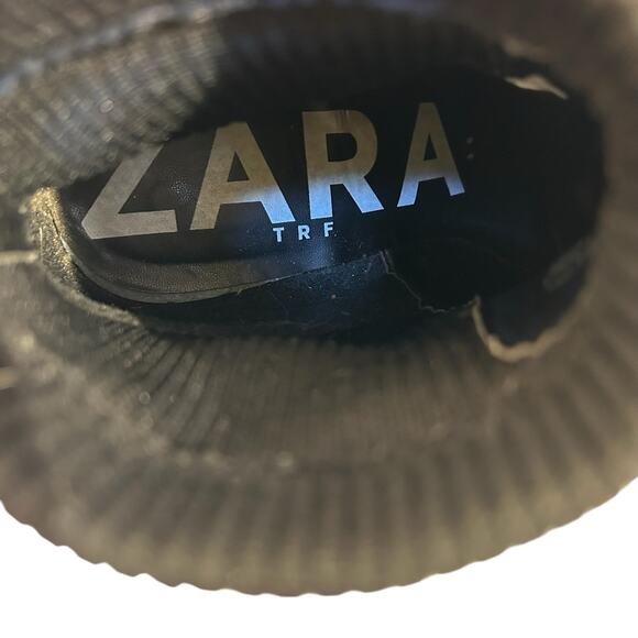 Zara Women’s Track Sole Ankle Moto Combat Chunky Heel Slip On Black Boots 7.5/38 - Picture 12 of 14